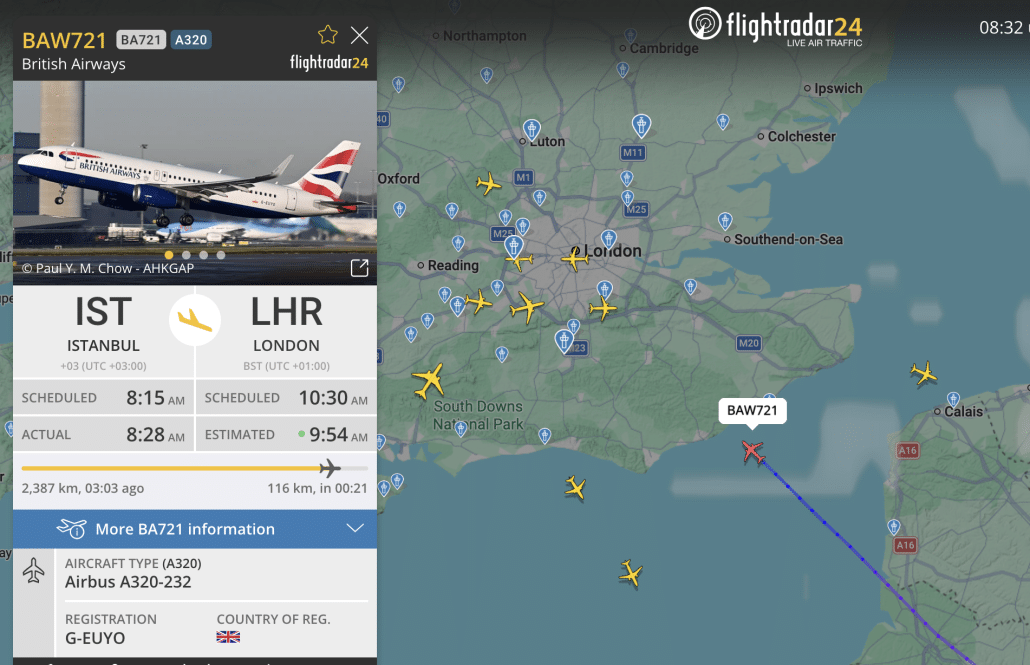 Interface de suivi de vol en temps réel sur Flightradar24 affichant les détails d'un vol British Airways."